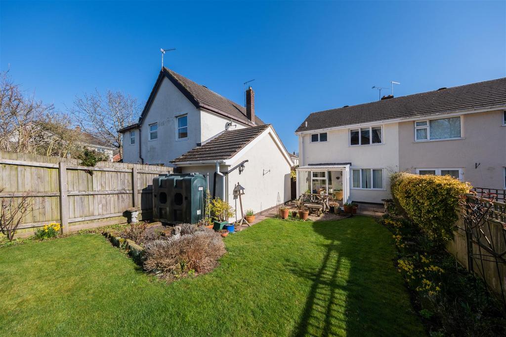 20 Woodlands Way-022.jpg