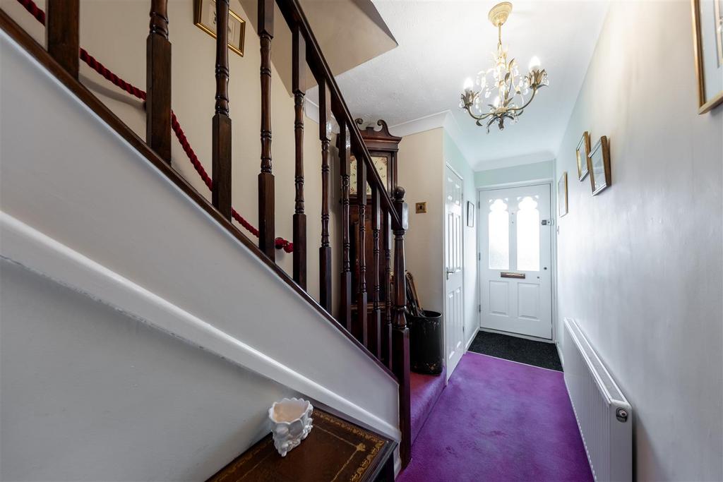 20 Woodlands Way-009.jpg