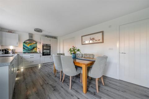 4 bedroom detached house for sale, 206 Holland Drive, Shrewsbury, SY2 5US