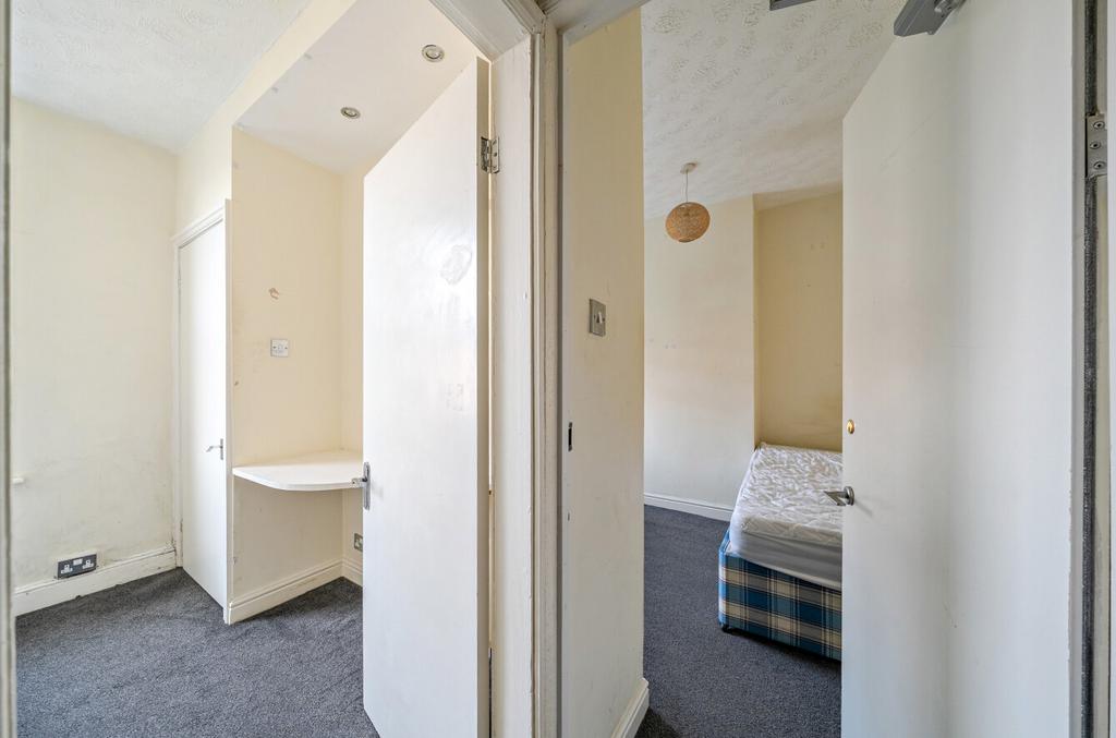 1st Floor Landing