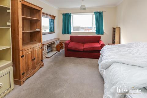 undefined, Wesley Court, Royal Wootton Bassett SN4 8