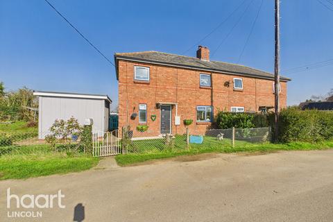 undefined, Main Street, Rowston