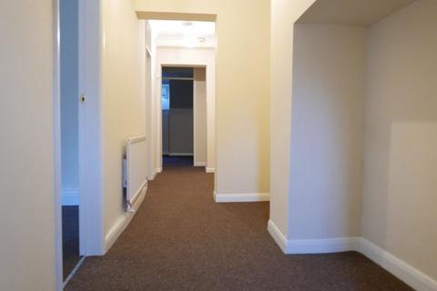 undefined, Flat 3, Dykes House, Hessle, HU13 0HA