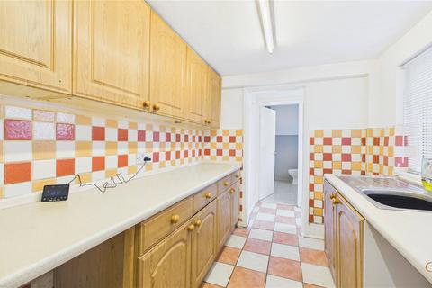 3 bedroom terraced house to rent, Thornton Street, Middlesbrough TS3