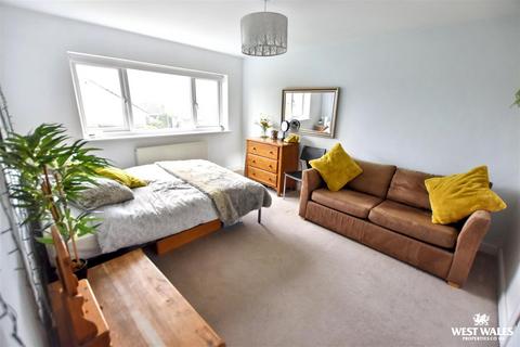 undefined, Style Park, Haverfordwest