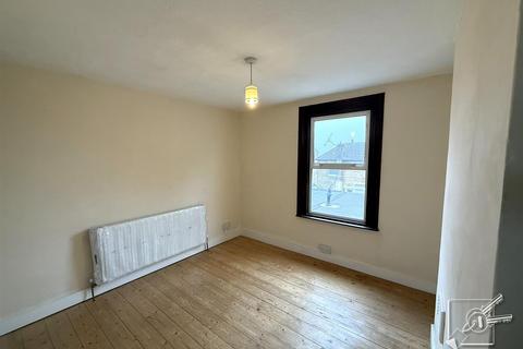 undefined, 5 Stonebridge Road, Northfleet, Gravesend