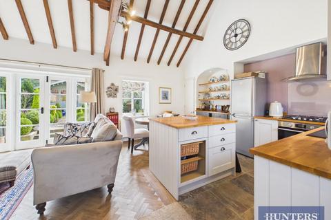 undefined, Church Cliff Farm, Filey
