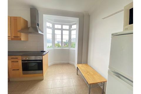 1 bedroom flat to rent, Hammersmith Road, Hammersmith W6
