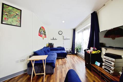 undefined, Riverside Close, Romford, RM1