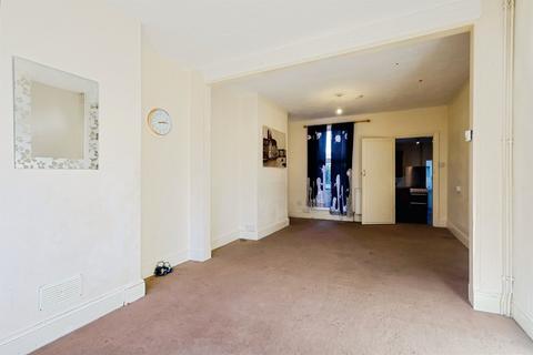 3 bedroom terraced house for sale, Thirlestane Road, Northampton