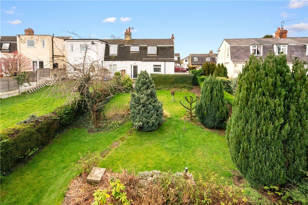 Superb Garden