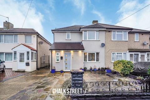 undefined, St. Andrews Avenue, Hornchurch, RM12