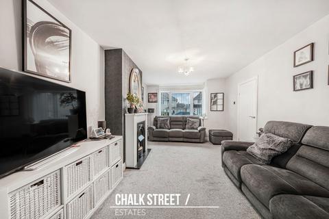 undefined, St. Andrews Avenue, Hornchurch, RM12