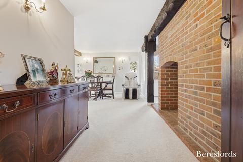 4 bedroom detached house for sale, Oak Lodge Tye, Springfield, CM1