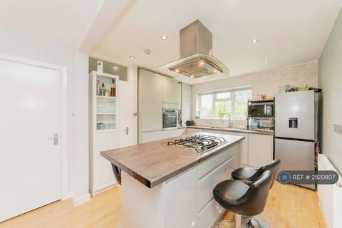 undefined, Malcolm Court, Stanmore, HA7