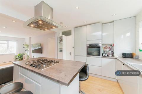 undefined, Malcolm Court, Stanmore, HA7