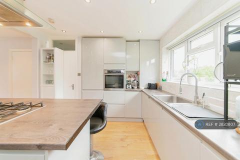 undefined, Malcolm Court, Stanmore, HA7