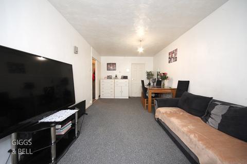 undefined, Downs Road, Luton, Bedfordshire, LU1