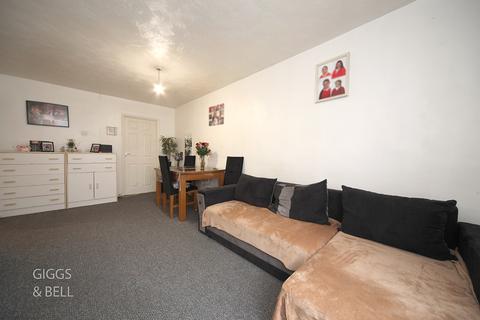 undefined, Downs Road, Luton, Bedfordshire, LU1