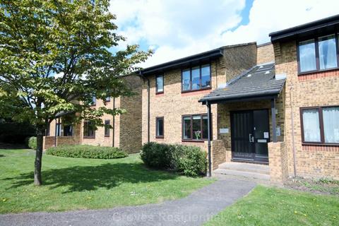 1 bedroom flat to rent, Cheltenham Close, New Malden