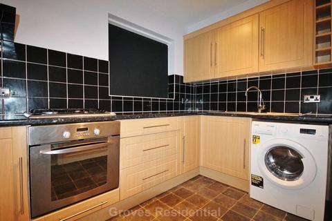 1 bedroom flat to rent, Cheltenham Close, New Malden