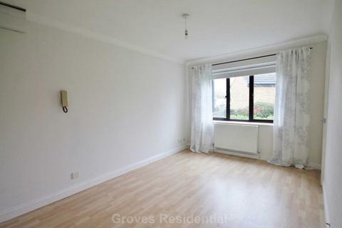 1 bedroom flat to rent, Cheltenham Close, New Malden