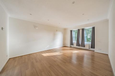 undefined, Grove Road, Surbiton