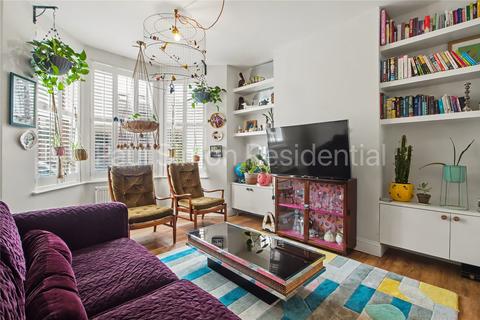 3 bedroom terraced house for sale, Sandford Avenue, Wood Green, London, N22