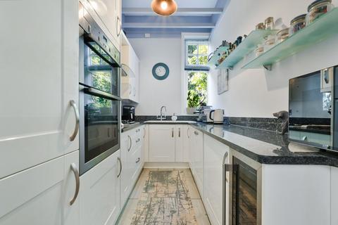 2 bedroom flat for sale, St. Marys Road, Surbiton KT6