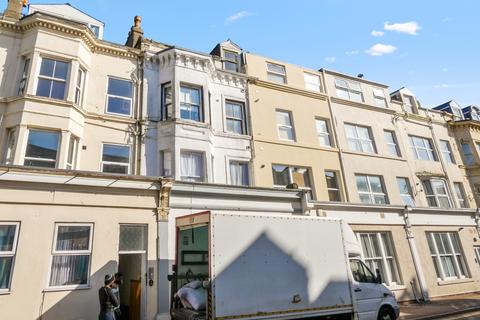 1 bedroom flat for sale, Flat 4, 12 South Street, Scarborough YO11 2BP