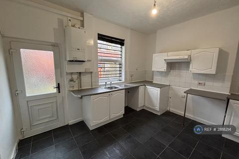 2 bedroom terraced house to rent, Brookfield St, Bolton, BL2