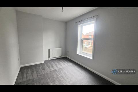 undefined, High Street, Royston, Barnsley, S71