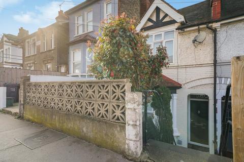 Whitehorse Road, Croydon, CR0