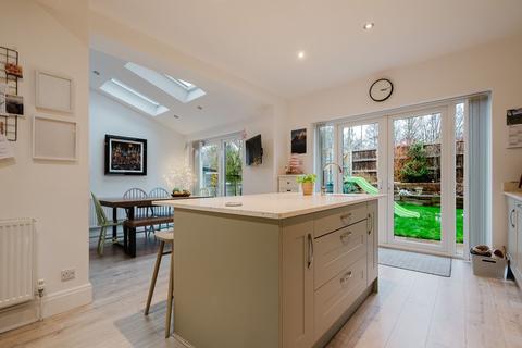 4 bedroom semi-detached house for sale, Park Close, Timperley, WA14