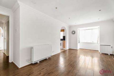 1 bedroom flat to rent, Medesenge Way, Palmers Green, N13