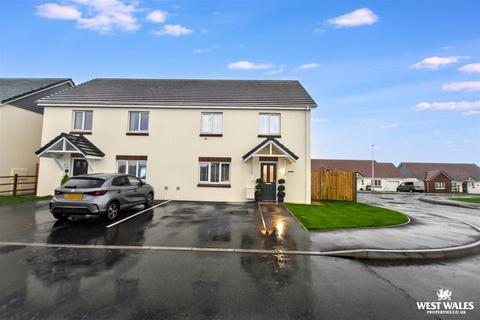 undefined, St. Peters Way, Steynton, Milford Haven