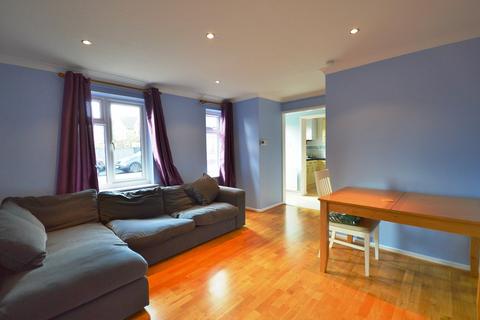 undefined, Alfred Court, Cambridge, CB1