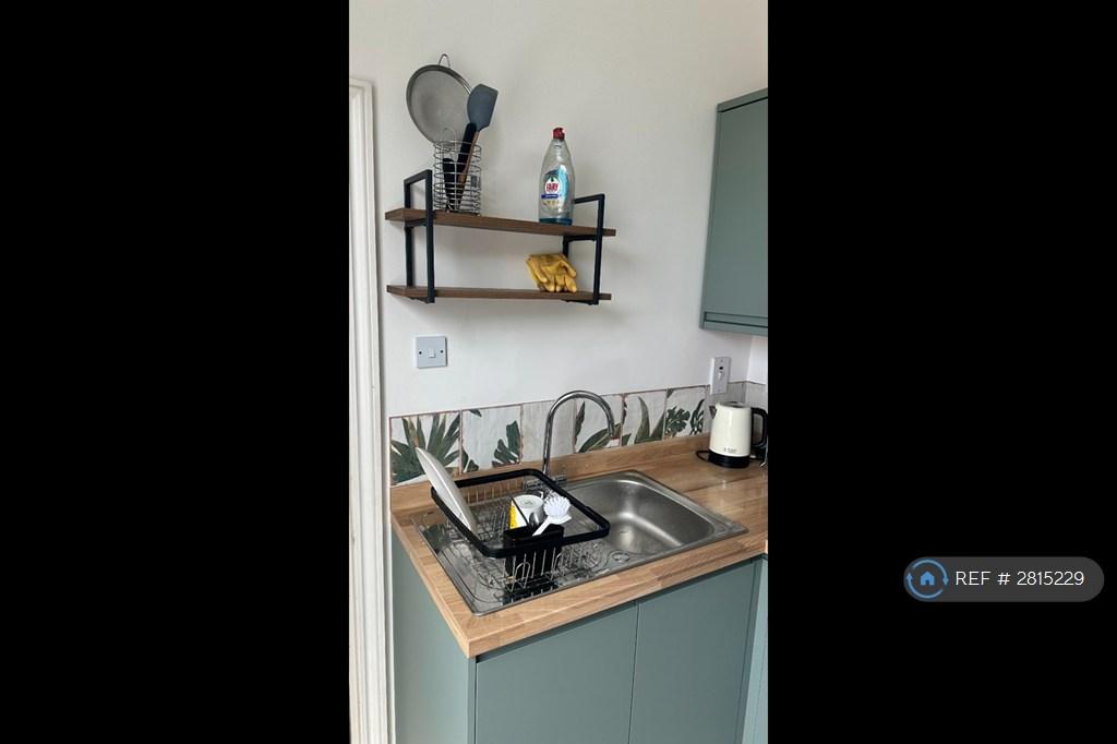 Kitchen 3