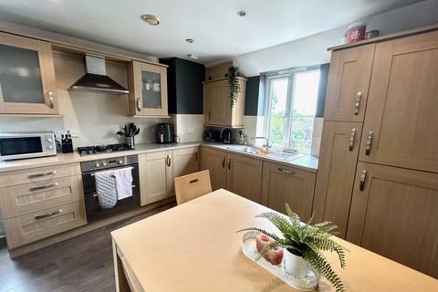 2 bedroom apartment to rent, Ffordd James McGhan, Cardiff, CF11