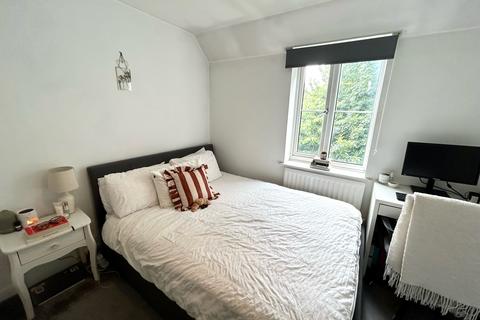 2 bedroom apartment to rent, Ffordd James McGhan, Cardiff, CF11