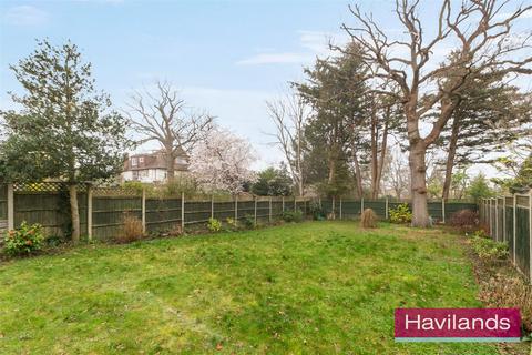 undefined, Twyford Avenue, London