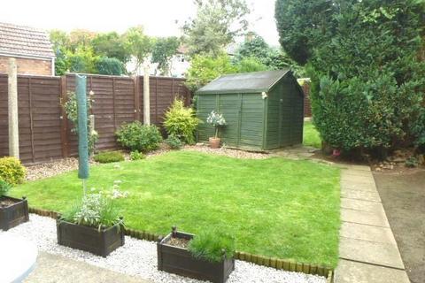 undefined, Linden Avenue, KETTERING, NN15
