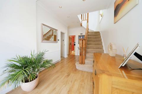 4 bedroom house to rent, Copthorne Road, WOLVERHAMPTON