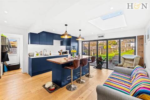 3 bedroom house for sale, Ashlings Way, Hove BN3