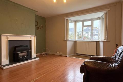 3 bedroom semi-detached house for sale, Pendeford Avenue, Claregate