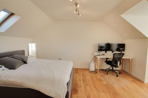 5 bedroom detached house for sale, Cedar Avenue, Haywards Heath, RH16