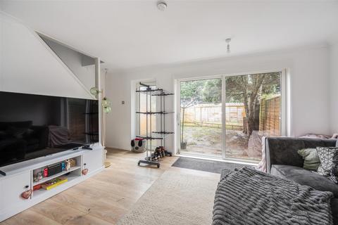 2 bedroom terraced house for sale, Brook Gardens, Emsworth