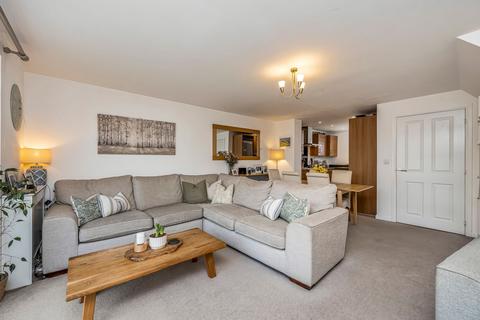 3 bedroom terraced house for sale, Pelling Way, Broadbridge Heath, RH12