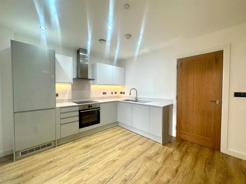Kitchen pic 1.jpeg