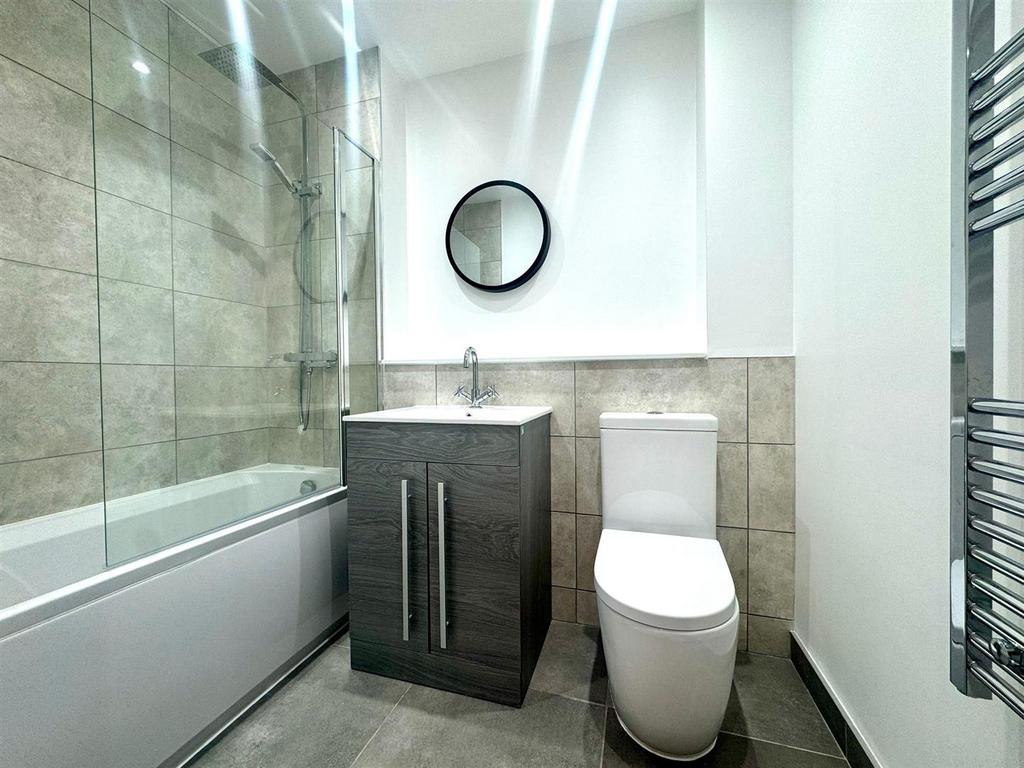 Bathroom.jpeg